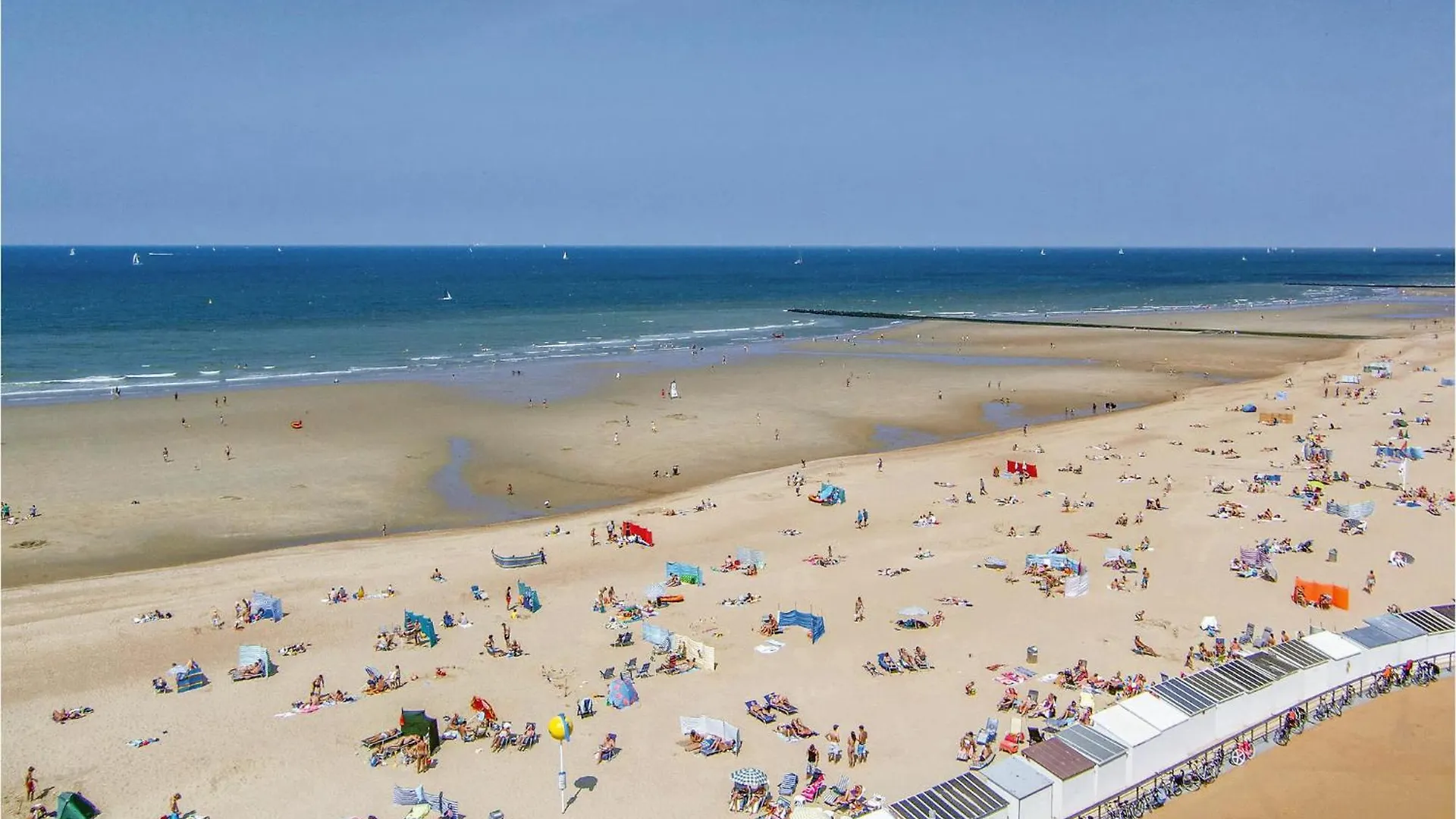 Beautiful Apartment In Oostende With House Sea View  Ostend
